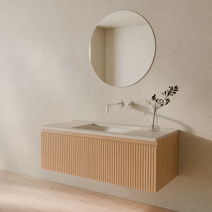 Badeloft render 2026 | ES-UB-04-L | Brushed Steel | Stainless_Steel__Camera_Angle_3.png