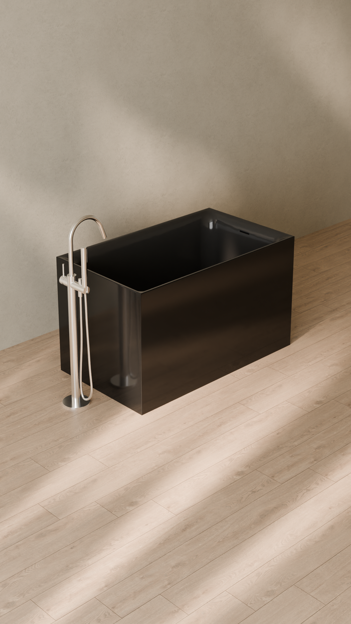 Badeloft details portrait 2026 | BW-06-S | Black | Bathtub_Glossy_Black__Camera_Angle_4.png