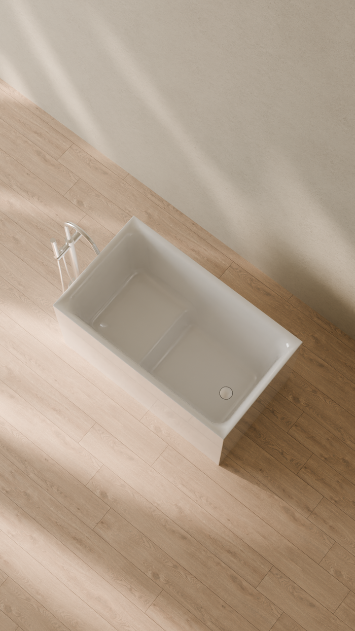 Badeloft details portrait 2026 | BW-06-S | White | Bathtub_Glossy_White__Camera_Angle_2.png