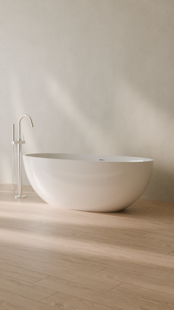 Badeloft details portrait 2026 | BW-10-L | White | Bathtub_Glossy_White__Camera_Angle_3.png