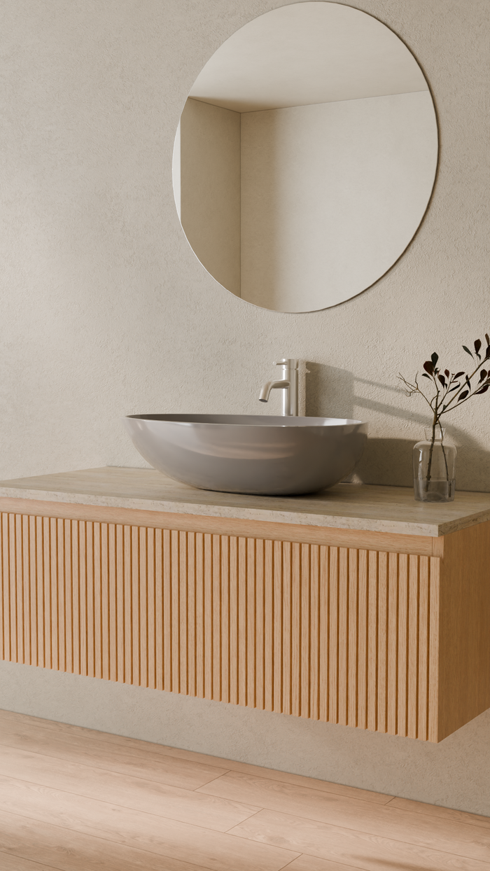 Badeloft details portrait 2026 | WB-01 | Grey | Sink_Glossy_Grey__Camera_Angle_3.png