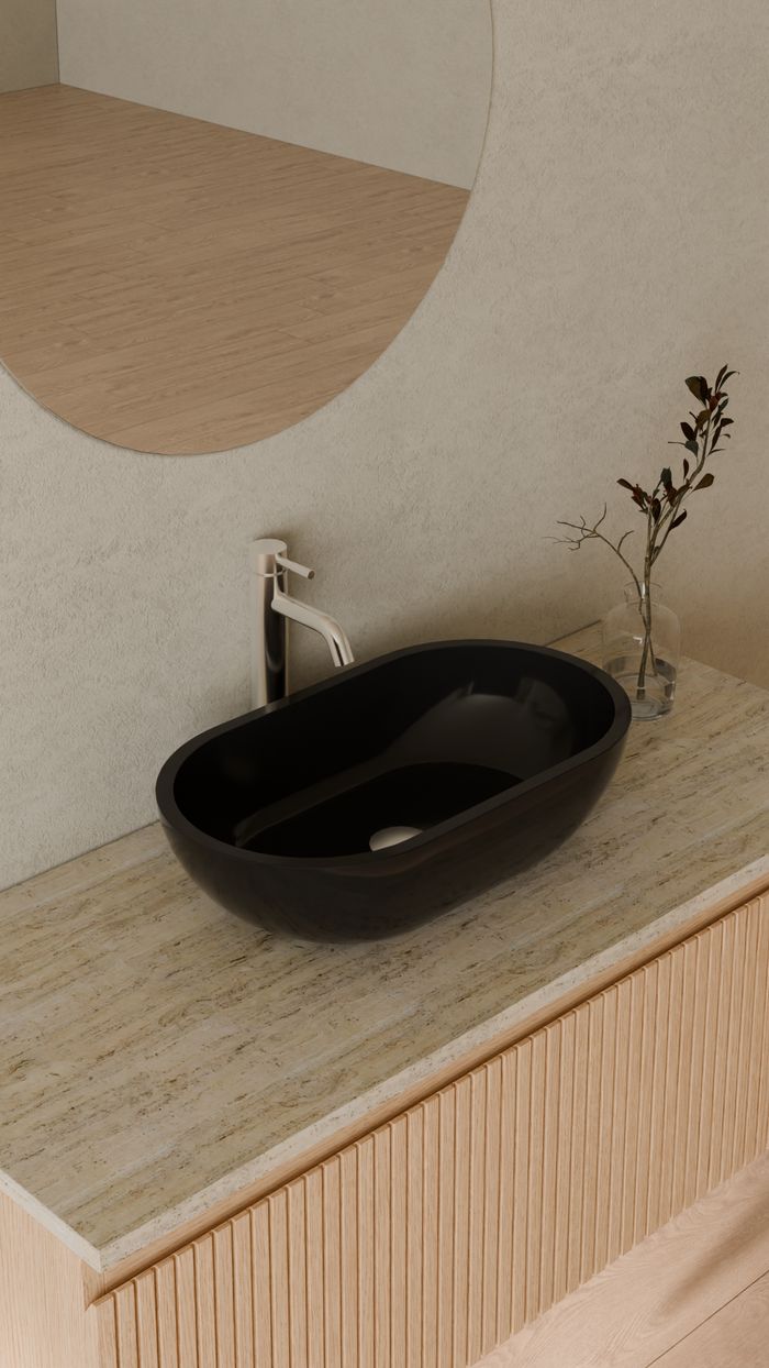 Badeloft details portrait 2026 | WB-02 | Black | Sink_Glossy_Black__Camera_Angle_4.png