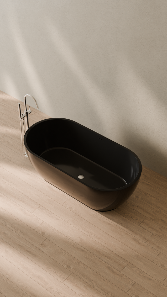 Badeloft details portrait 2026 | BW-02-M | Black | Bathtub_Glossy_Black__Camera_Angle_2.png