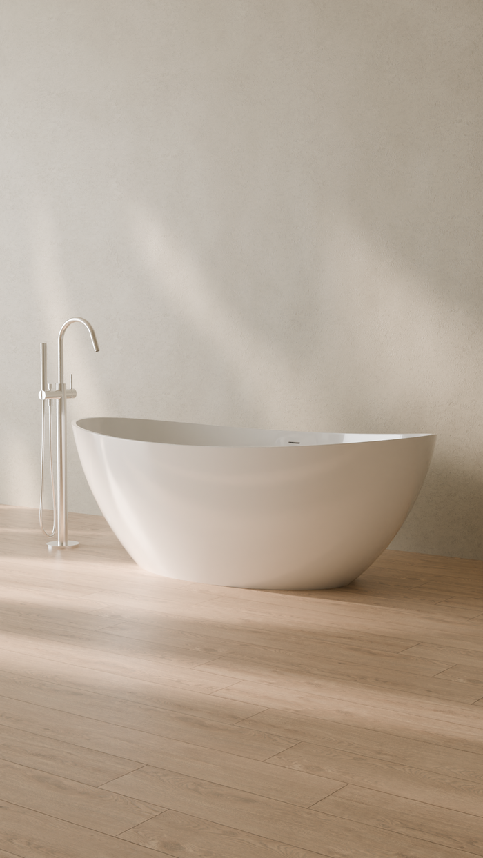 Badeloft details portrait 2026 | BW-03-L | White | Bathtub_Glossy_White__Camera_Angle_3.png