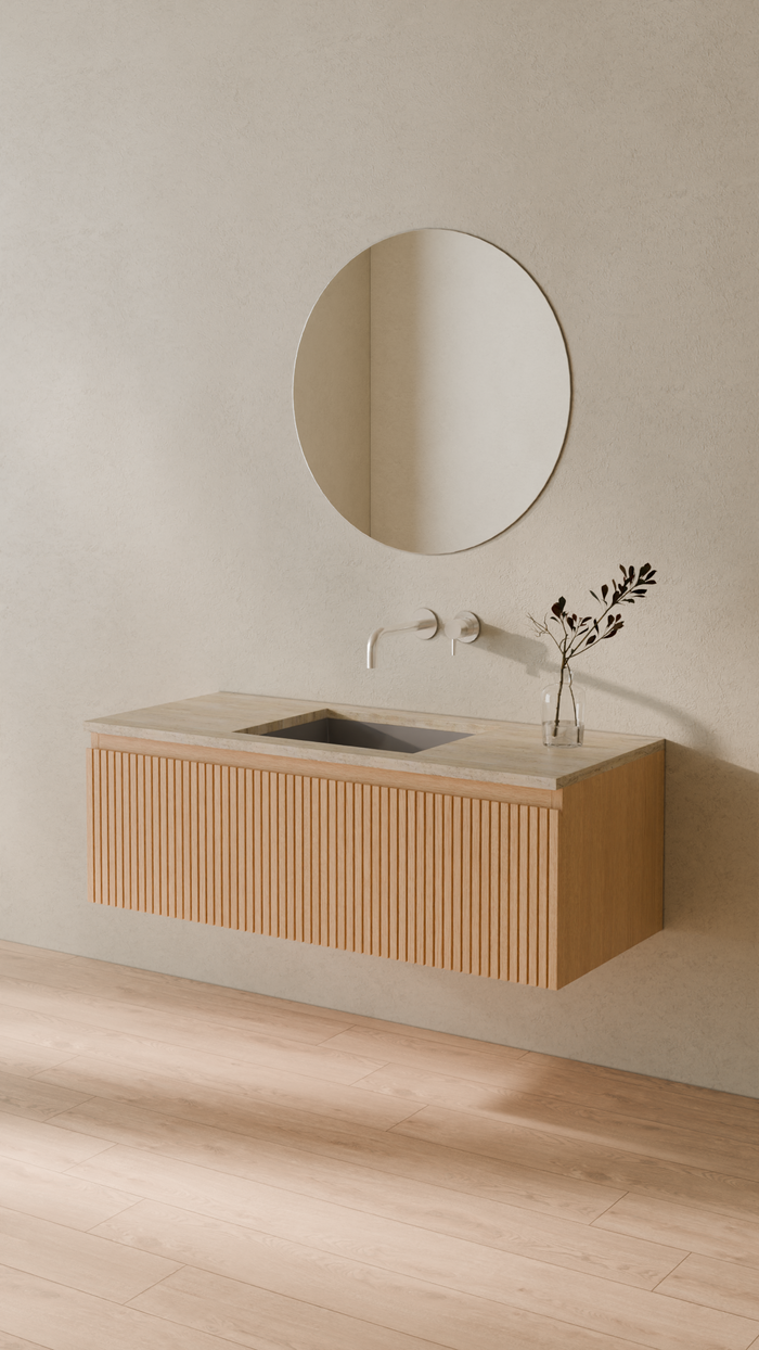 Badeloft details portrait 2026 | UB-04-M | Grey | Sink_Glossy_Grey__Camera_Angle_3.png