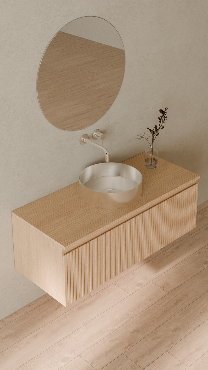 Badeloft details portrait 2026 | ES-WB-01 | Brushed Steel | Stainless_Steel__Camera_Angle_4.png