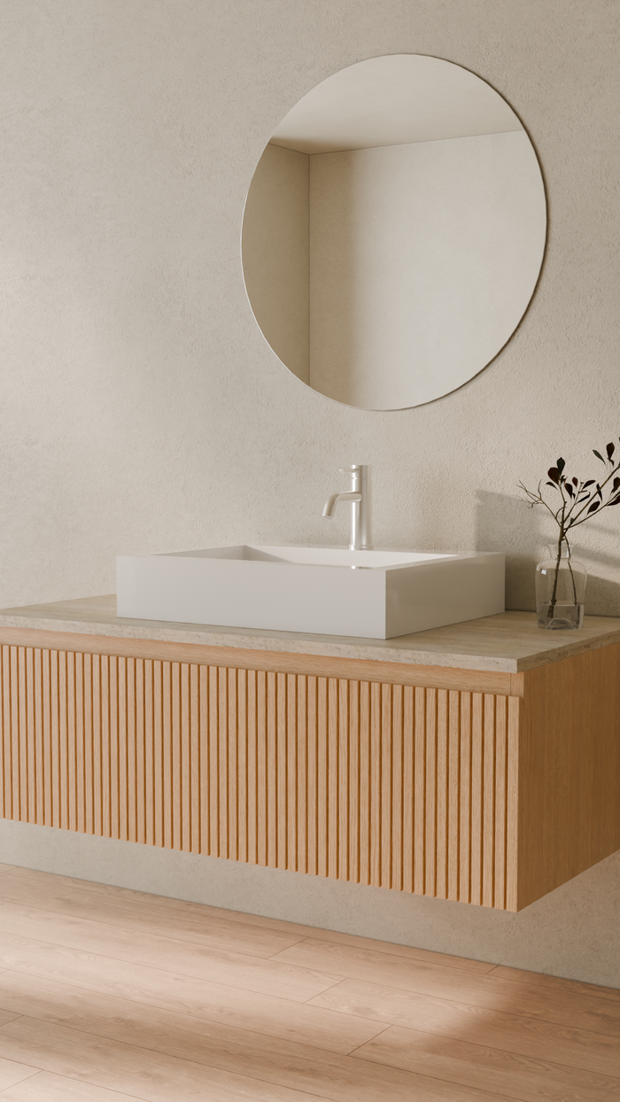 Badeloft details portrait 2026 | WB-05-M | White | Sink_Glossy_White__Camera_Angle_3.png