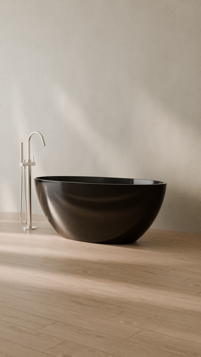 Badeloft details portrait 2026 | BW-04-L | Black | Bathtub_Glossy_Black__Camera_Angle_3.png