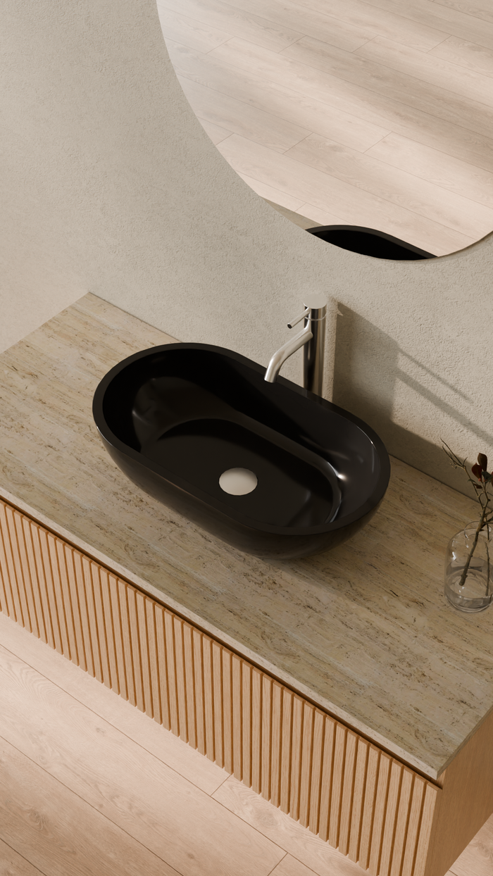 Badeloft details portrait 2026 | WB-02 | Black | Sink_Glossy_Black__Camera_Angle_2.png