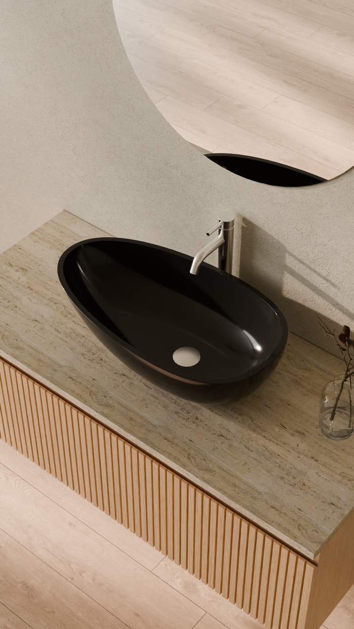 Badeloft details portrait 2026 | WB-01 | Black | Sink_Glossy_Black__Camera_Angle_2.png