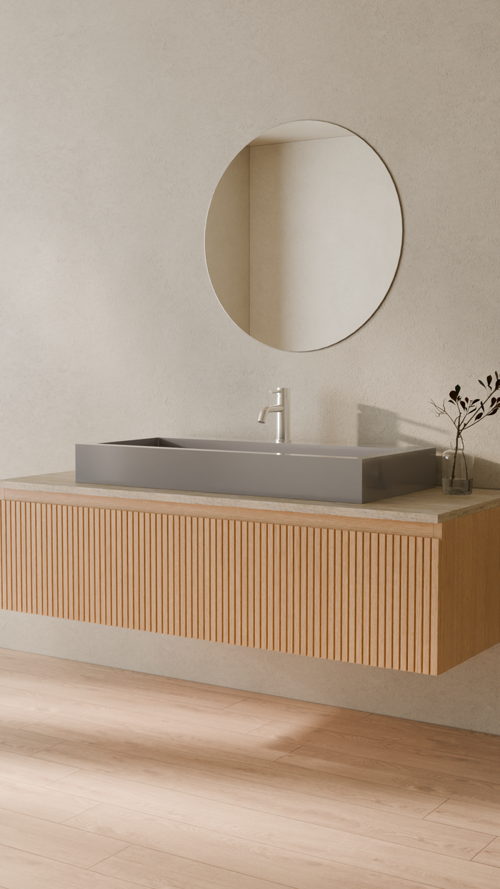 Badeloft details portrait 2026 | WB-05-XL | Grey | Sink_Glossy_Grey__Camera_Angle_3.png