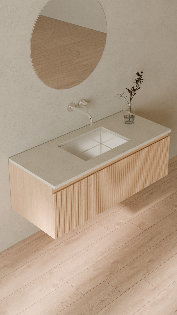 Badeloft details portrait 2026 | ES-UB-03 | Brushed Steel | Stainless_Steel__Camera_Angle_4.png