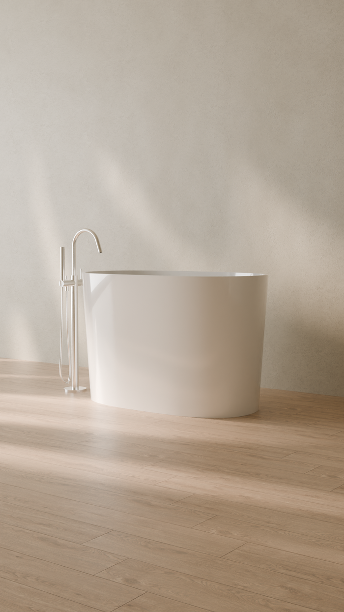 Badeloft details portrait 2026 | BW-08-S | White | Bathtub_Glossy_White__Camera_Angle_3.png