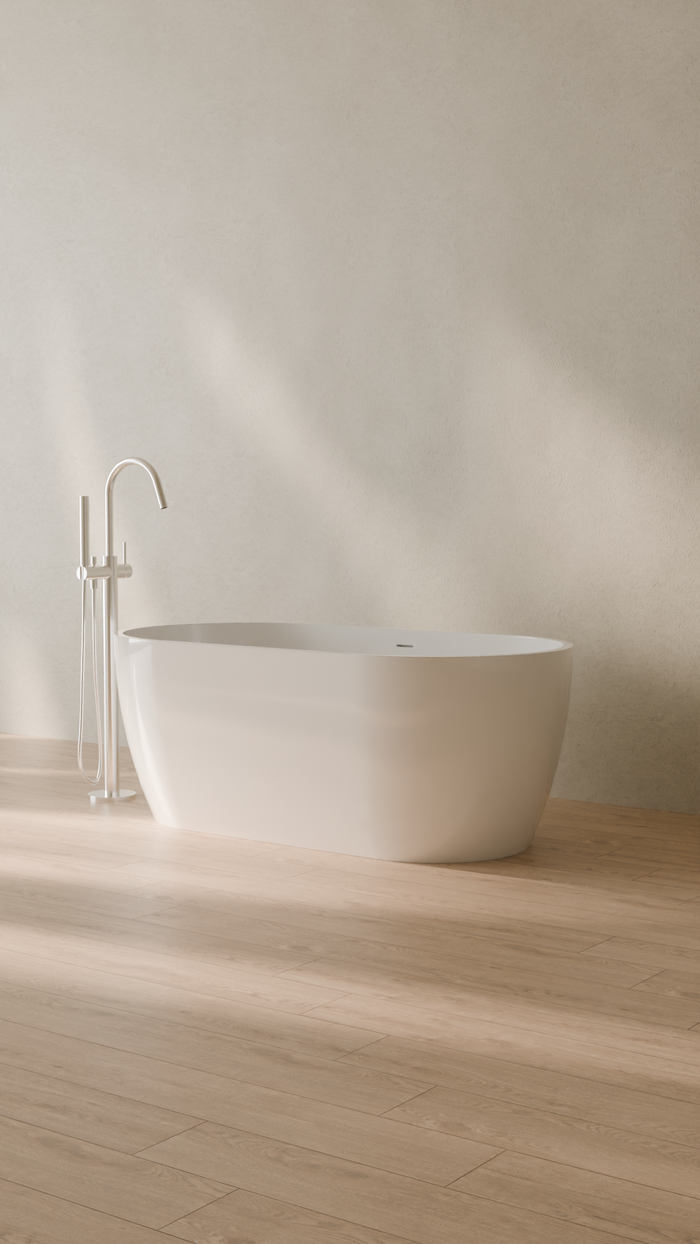 Badeloft details portrait 2026 | BW-02-S | White | Bathtub_Glossy_White__Camera_Angle_3.png