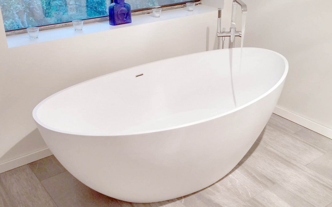 Freestanding or Built-In Tub: Which One Suits Your Needs?