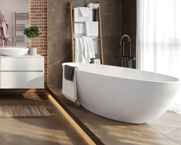 The Pros and Cons of A Freestanding Bathtub – Are they worth it?