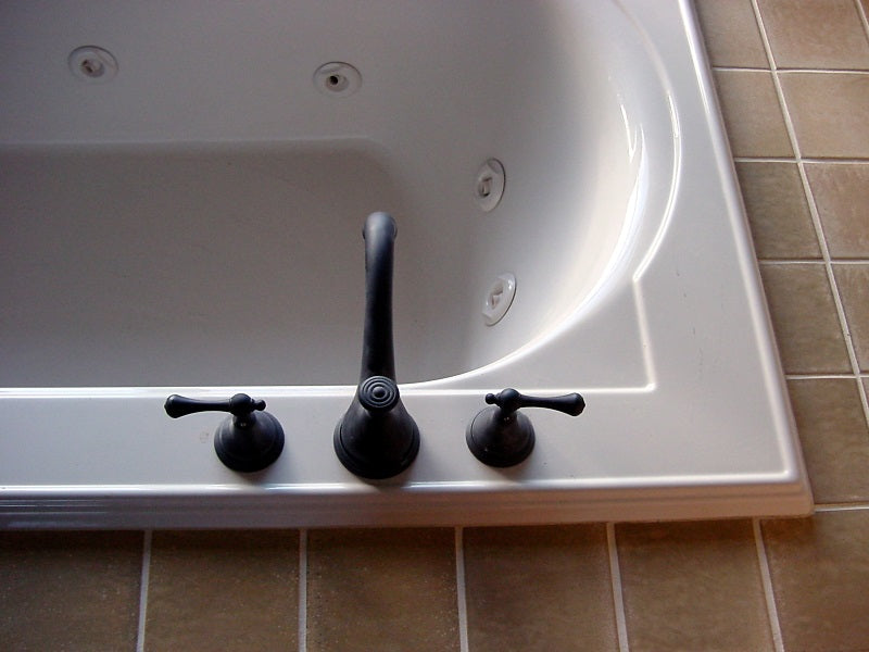 What is an Air Bath Tub: 2020 Air Bathtub Guide