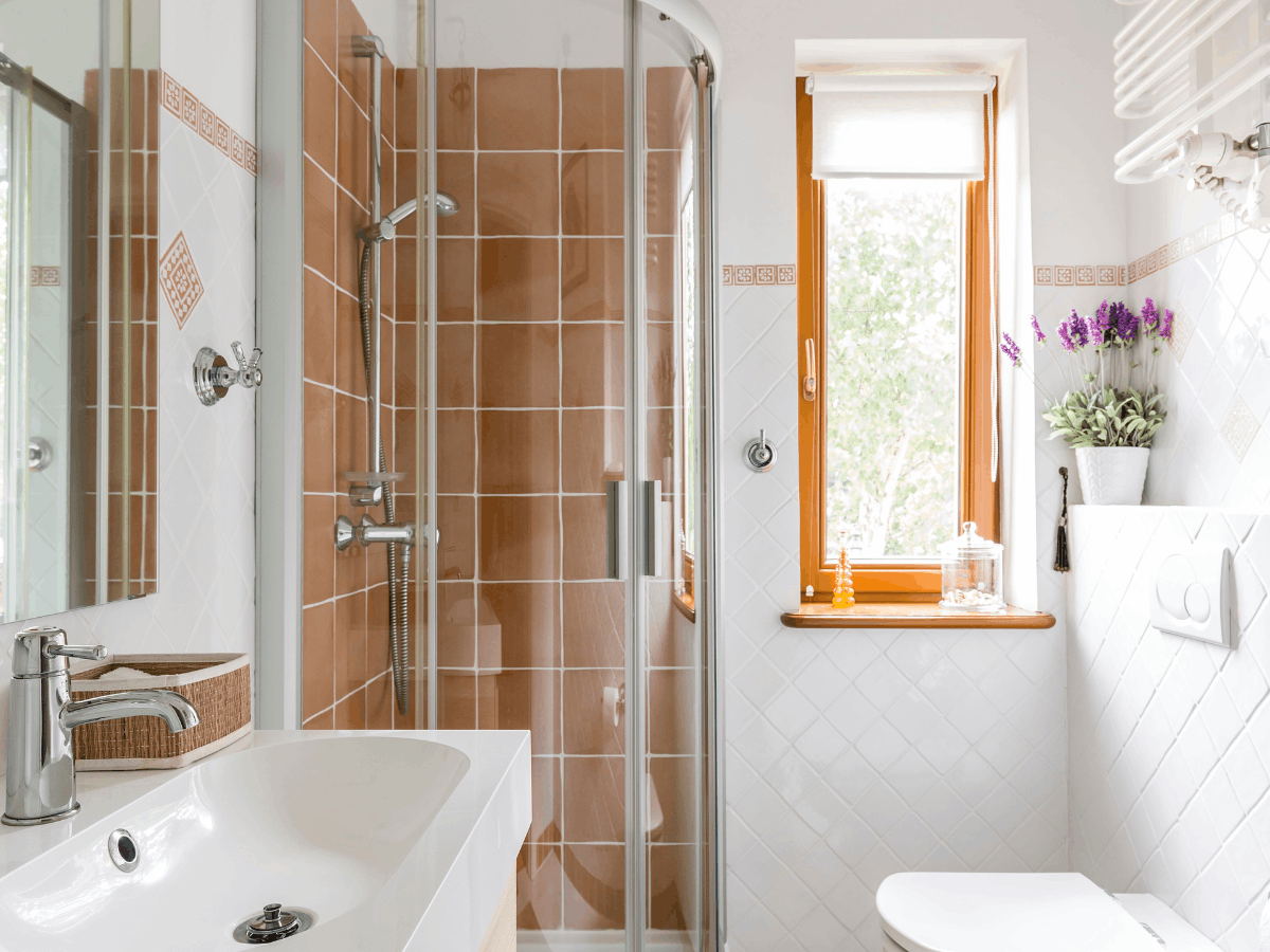 How to Make a Small Bathroom Look Bigger: Fix the Sightlines First