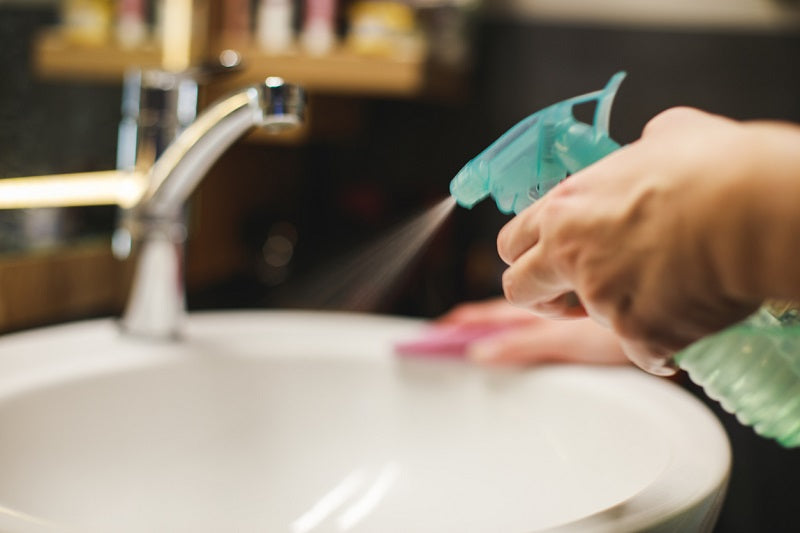 Can you paint a bathroom sink? Yes, and here’s how