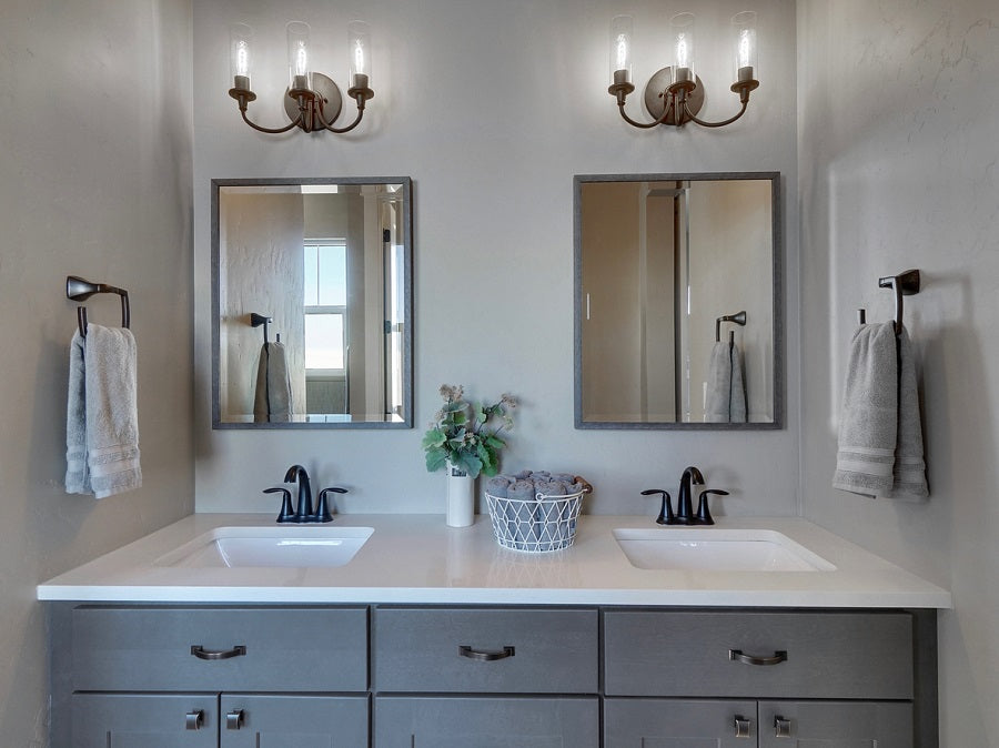 Are Large Bathroom Mirrors In Style?