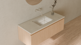 Badeloft render 2026 | ES-UB-03 | Brushed Steel | Stainless_Steel__Camera_Angle_4.png