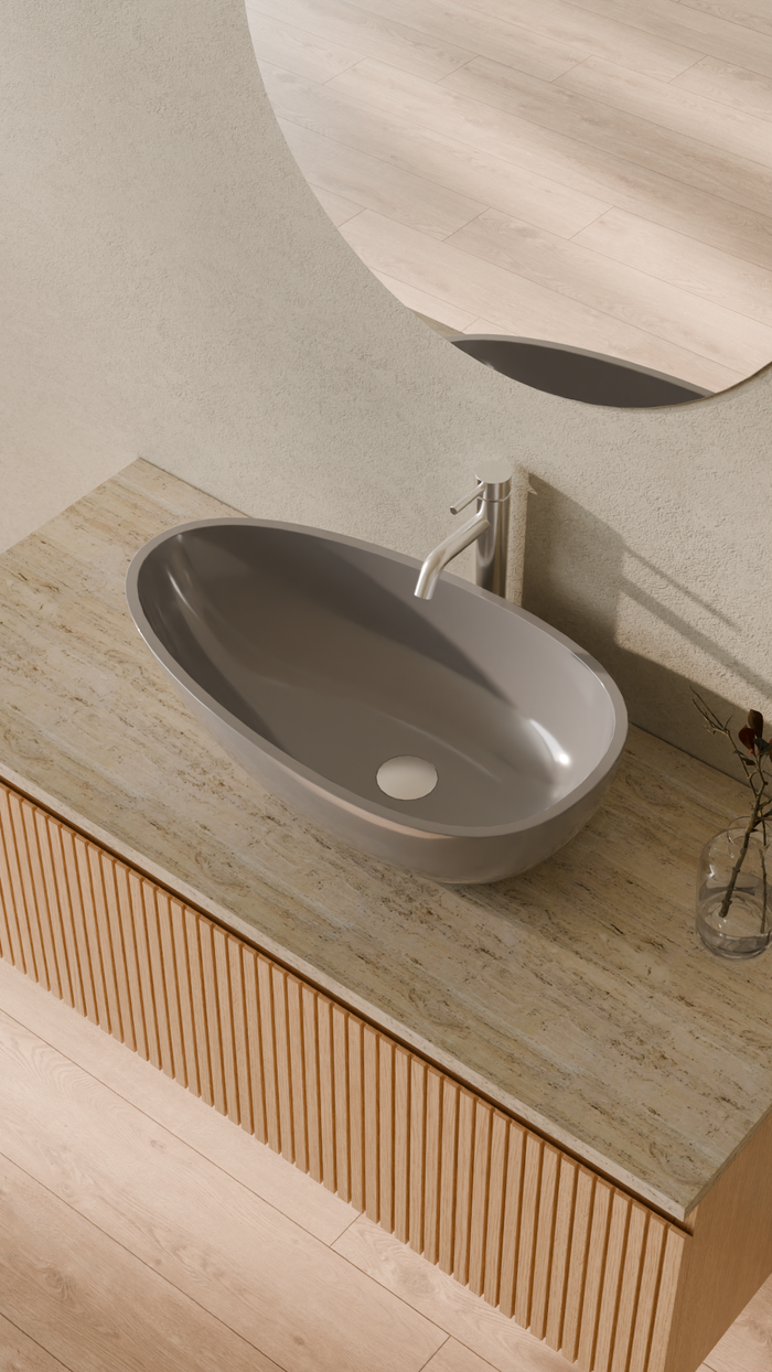 Badeloft details portrait 2026 | WB-01 | Grey | Sink_Glossy_Grey__Camera_Angle_2.png