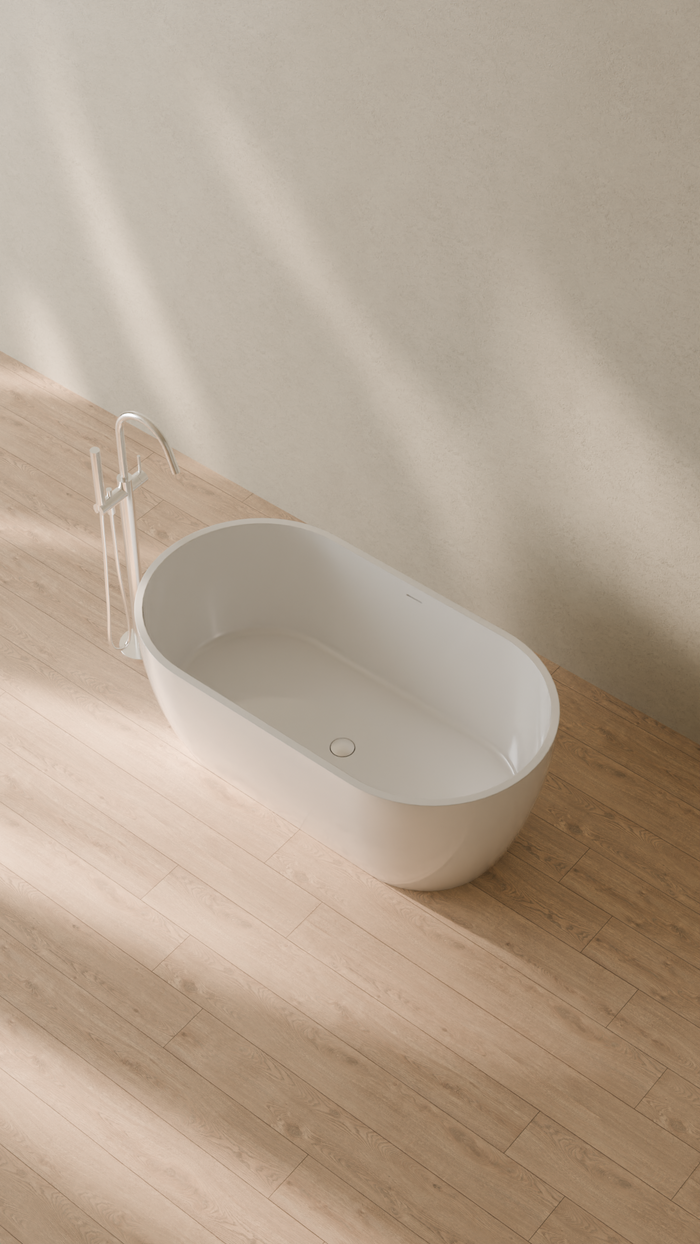 Badeloft details portrait 2026 | BW-02-S | White | Bathtub_Glossy_White__Camera_Angle_2.png