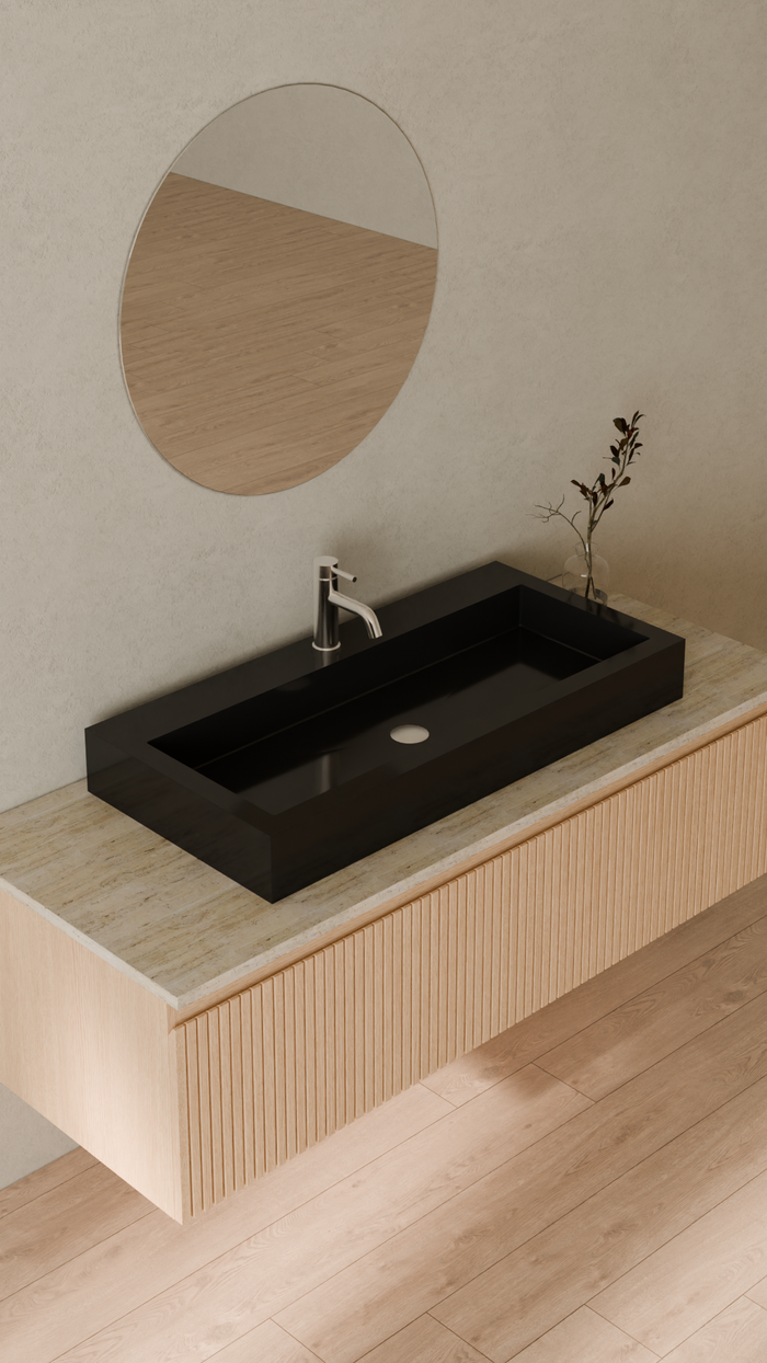 Badeloft details portrait 2026 | WB-05-XL | Black | Sink_Glossy_Black__Camera_Angle_4.png