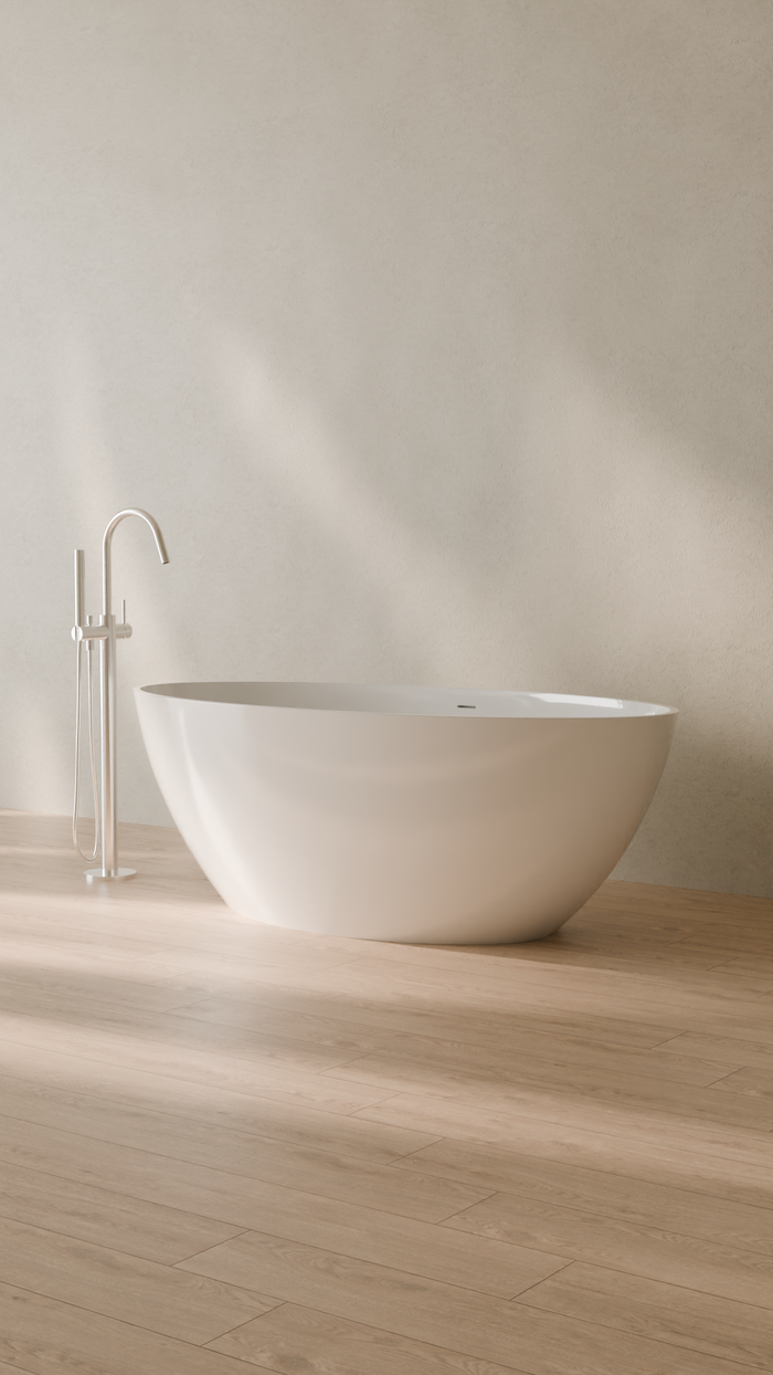 Badeloft details portrait 2026 | BW-05-L | White | Bathtub_Glossy_White__Camera_Angle_3.png