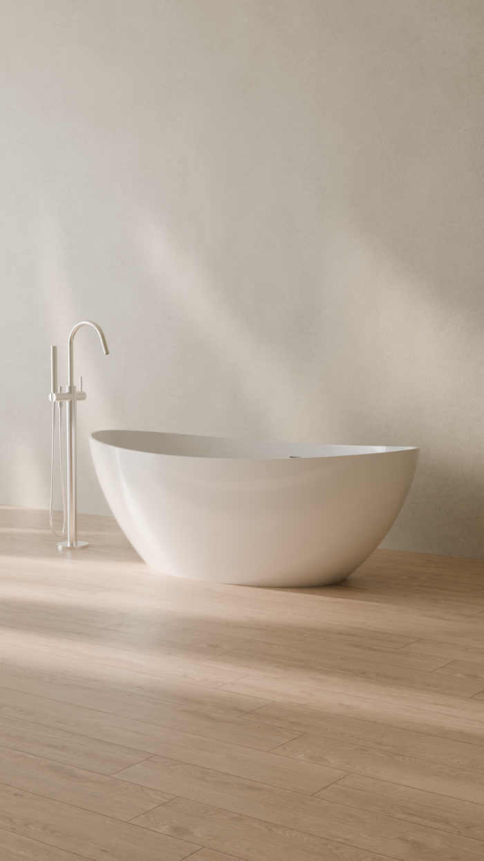 Badeloft details portrait 2026 | BW-03-M | White | Bathtub_Glossy_White__Camera_Angle_3.png