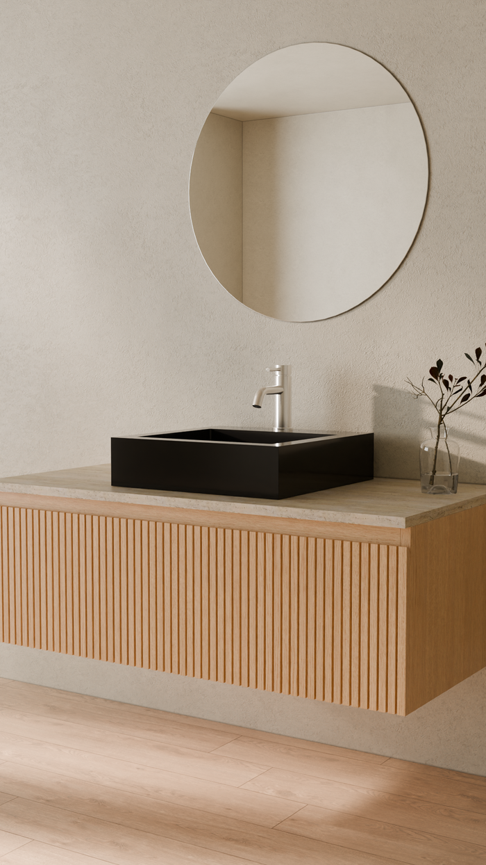 Badeloft details portrait 2026 | WB-05-S | Black | Sink_Glossy_Black__Camera_Angle_3.png